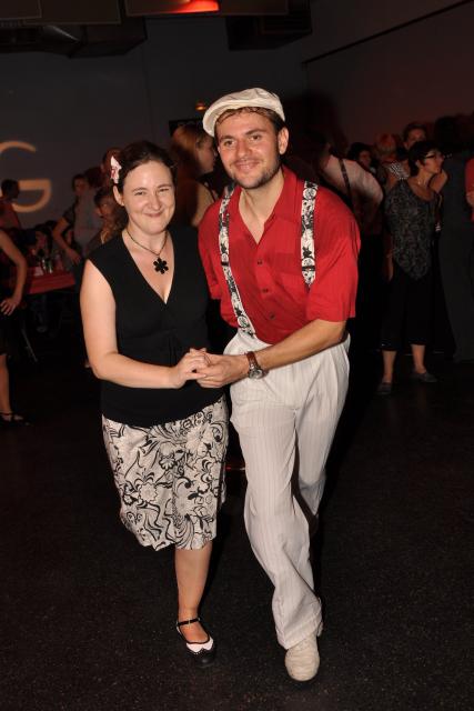 min 2010 11 13 fous swing 103